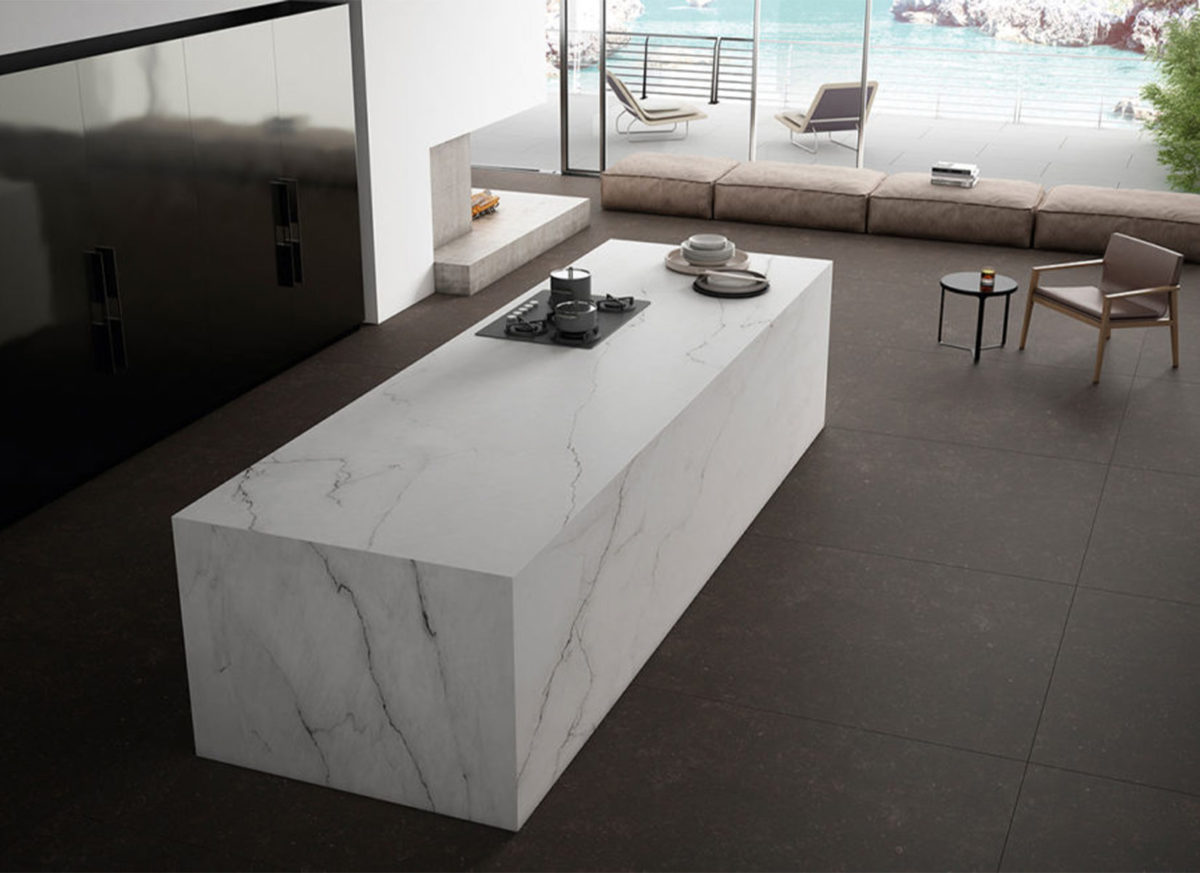 CALACATTA1-e1584369395696-WEB CALACATTA WHITE LINCOLN NATURAL 64"X128"X12MM - Image 1