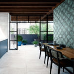 GLASS BLUE VITRO 8"X8"